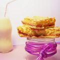 Cortaditos de almendra y mermelada de arándanos