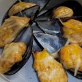 MEJILLONES GRATINADOS CON MAYONESA AL PIMENTÓN
