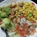 ENSALADA CASERA CON POLLO