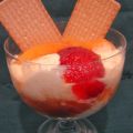 Copa de fruta con helado.