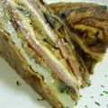 Tortilla de berenjenas con jamón y queso