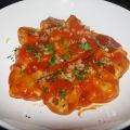 TORTELLINNI CASEROS CON SALSA PICANTE