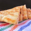 PAN DE QUESO HINDU (NAAN DE QUESO) RECETA EN[...]