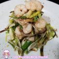 Receta de atún con ajos tiernos y gambas
