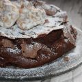 Postre: Tarta de chocolate con merengue