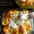 Tortellini con queso y huevos al horno