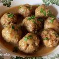 Albóndigas en salsa de cebolla y vino blanco -[...]