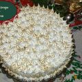 Tarta de turrón y merengue