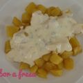 Patatas con salsa de queso azul