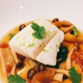 Bacalao con Consomé de Setas