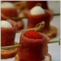 Aperitivo de jamón con huevo de codorniz y[...]