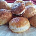 BOCADITOS DE HOJALDRE Y CREMA