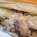 Hojaldrito con champiñón al ajillo y queso