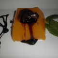 GELATINA DE NARANJA CON SALSA DE CHOCOLATE.