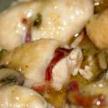 Flamenquines de pollo con salsa de champiñones