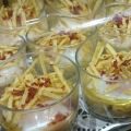 Vasitos de huevo, setas y jamón
