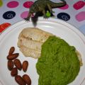 MERZULA CON SALSA DE GUISANTES