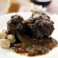 RABO DE BUEY EN SALSA DE VINO TINTO