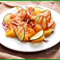 ENSALADA DE PATATA PEPINO, CEBOLLA Y HUEVO CON[...]