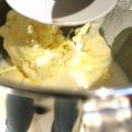 Como hacer mantequilla y buttermilk caseros a[...]