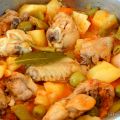 Pollo Guisado con Aceitunas