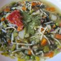 Minestrone con un punto italiano