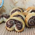 Palmeritas de hojaldre con chocolate y almendra