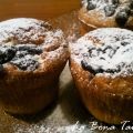 Financiers con mermelada de arándanos
