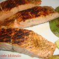 Salmón asado a las finas hierbas