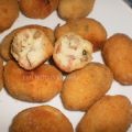 CROQUETAS DE CHAMPIÑONES, PIMIENTOS VERDES Y[...]
