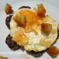 HUEVO FRITO SOBRE CAMA DE MORCILLA